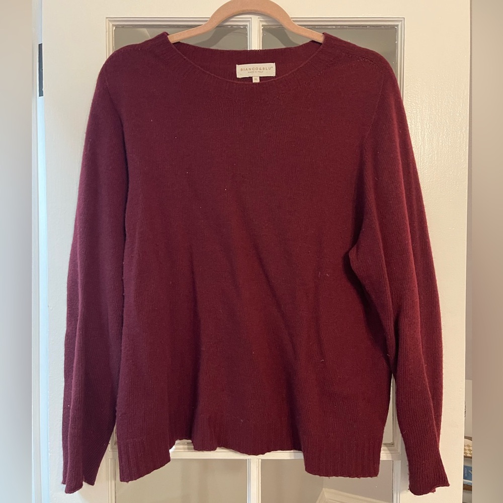 Wool/cashmere scoop neck sweater